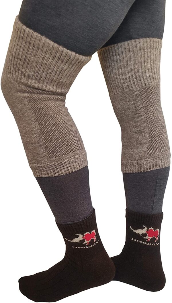 knee warmer: wear outside long john